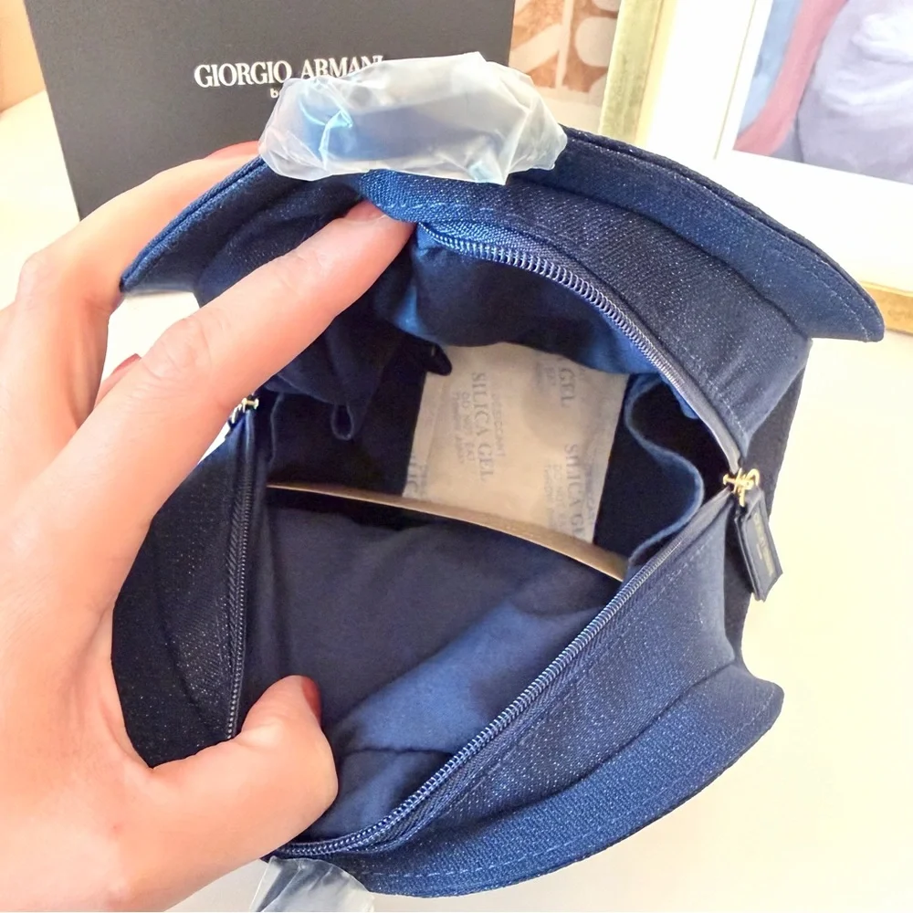 Giorgio Armani Cosmetic Bag‎ with Wristlet